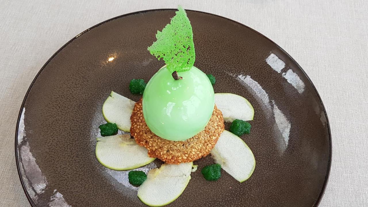 Logis - Hotel Restaurant La Sapiniere Wisques المظهر الخارجي الصورة